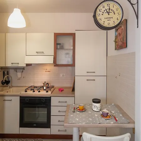 Velez Apartman Pisa